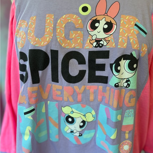 Women’s NWT Y2K Cold Shoulder Cutout Power Puff Girls Top Maternity Friendly - Picture 7 of 9